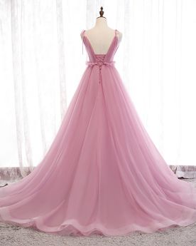 Low Cut Prom Dress Sleeveless Blushing Pink Ball Gown Long Quinceanera Dress Spaghetti Strap Vintage