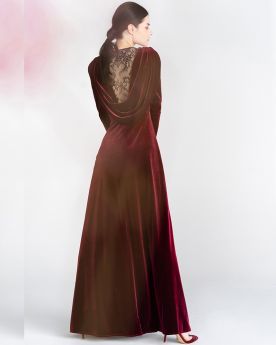 Modest Long Sleeved Appliques Velvet Formal Dresses Backless Mother Of Bridal / Groom Dress Burgundy Empire Vintage Long