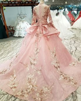 Prom Dress Ruffle Luxury Open Back Vintage Sweet 16 Dress Lace High Neck Blushing Pink Peplum Quinceanera Dress